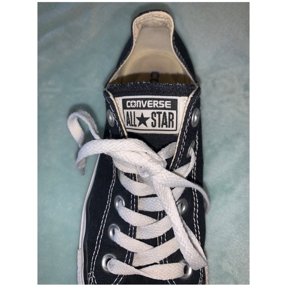 Converse - Picture 3 of 4